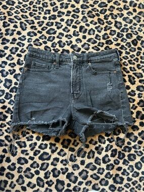 Old Navy Black Distressed Denim Cutoff Shorts high rise OG straight size 8